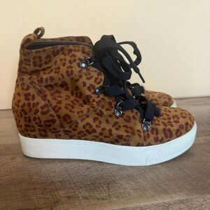 Very J internal wedge women’s booties size 10 leopard shoes